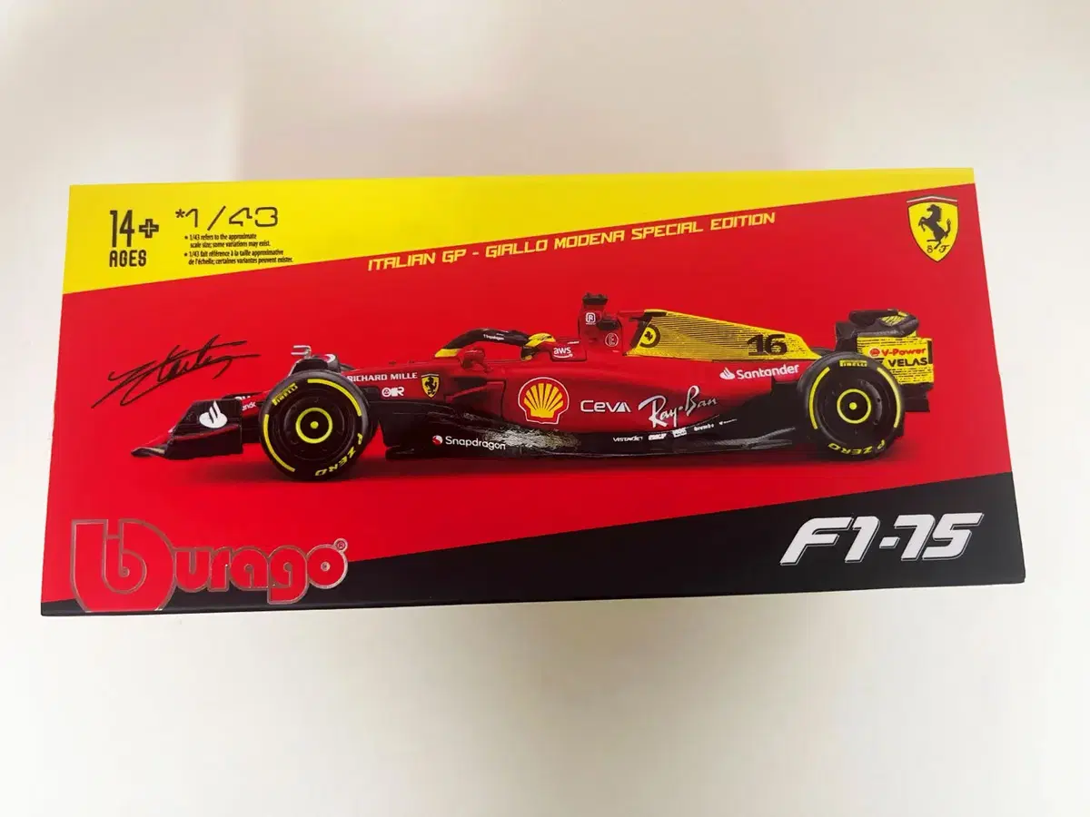 (중고) 브라고 1:43 F1 페라리 이탈리아 F1-75 / 르클레르